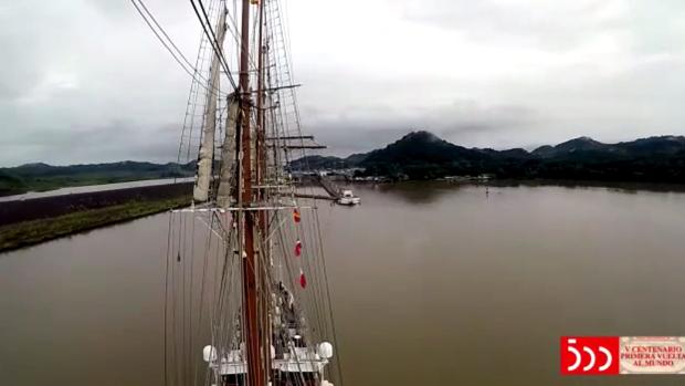 Así cruzó el Canal de Panamá el Juan Sebastián de Elcano