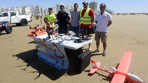 Las playas de El Puerto mejoran su seguridad con la utilización de drones