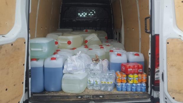Intervienen 625 litros de gasolina para 'narcolanchas' tras una persecución en Castellar