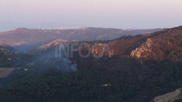 El Palancar, en Tarifa, vuelve a sufrir otro incendio en menos de una semana