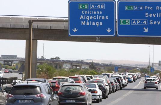 Sanz le recuerda a Gómez de Celis que las obras de Tres Caminos «están aprobadas desde febrero»