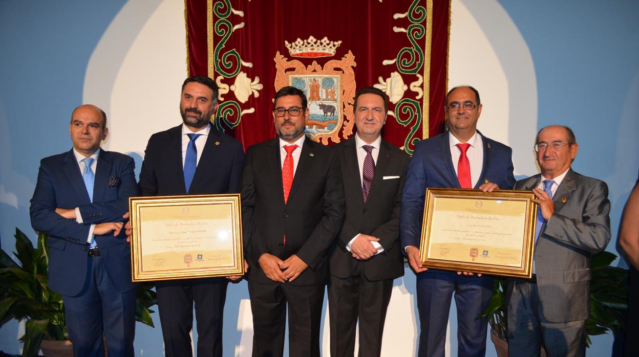 El acto de entrega de los Mostachones de Oro tuvo lugar en la casa de la Cultura de Utrera