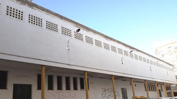 Piden que se cumpla el proyecto para el antiguo mercado de abastos de Alcalá de Guadaíra