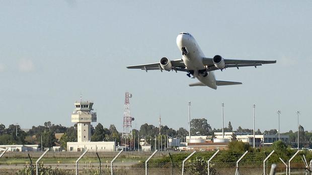 El Aeropuerto de Jerez incrementa en un 10% el tráfico aéreo