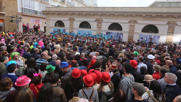 El Ayuntamiento busca una fórmula legal para mantener las actuaciones en la semana de Carnaval