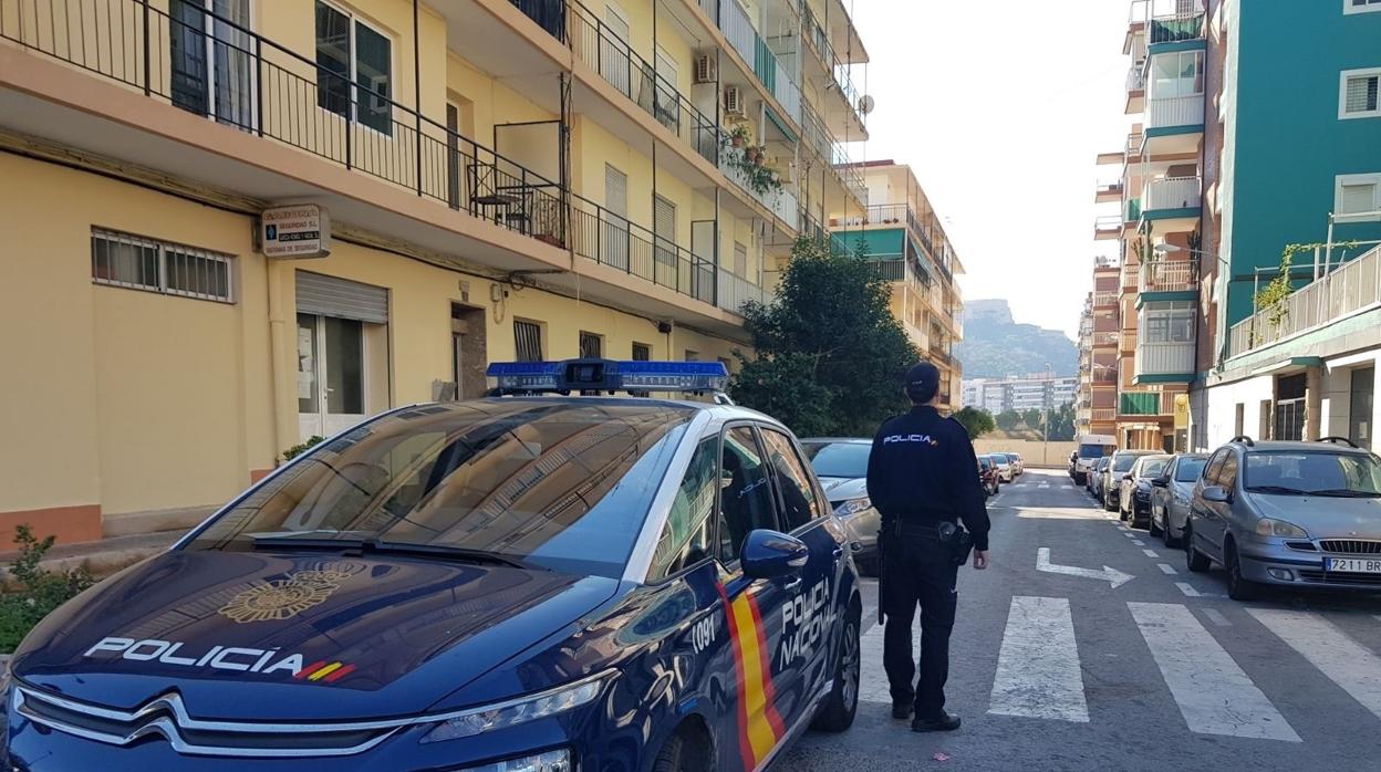 Detenidas acusadas de robar 1.400 euros a un anciano en Tarifa