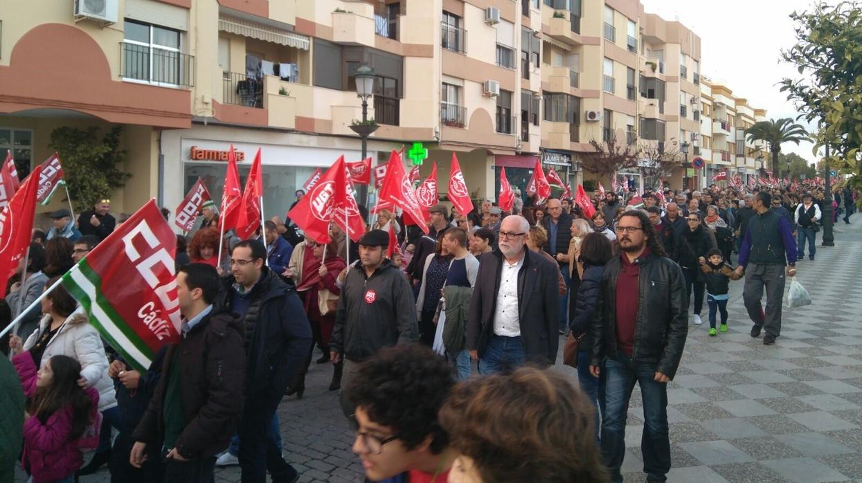 Los trabajadores del aeropuerto de la Base de Rota inician una huelga indefinida