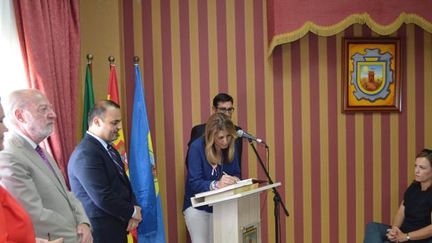 Susana Díaz en El Palmar de Troya: «Esta es la lucha de un pueblo entero por alcanzar su autonomía»