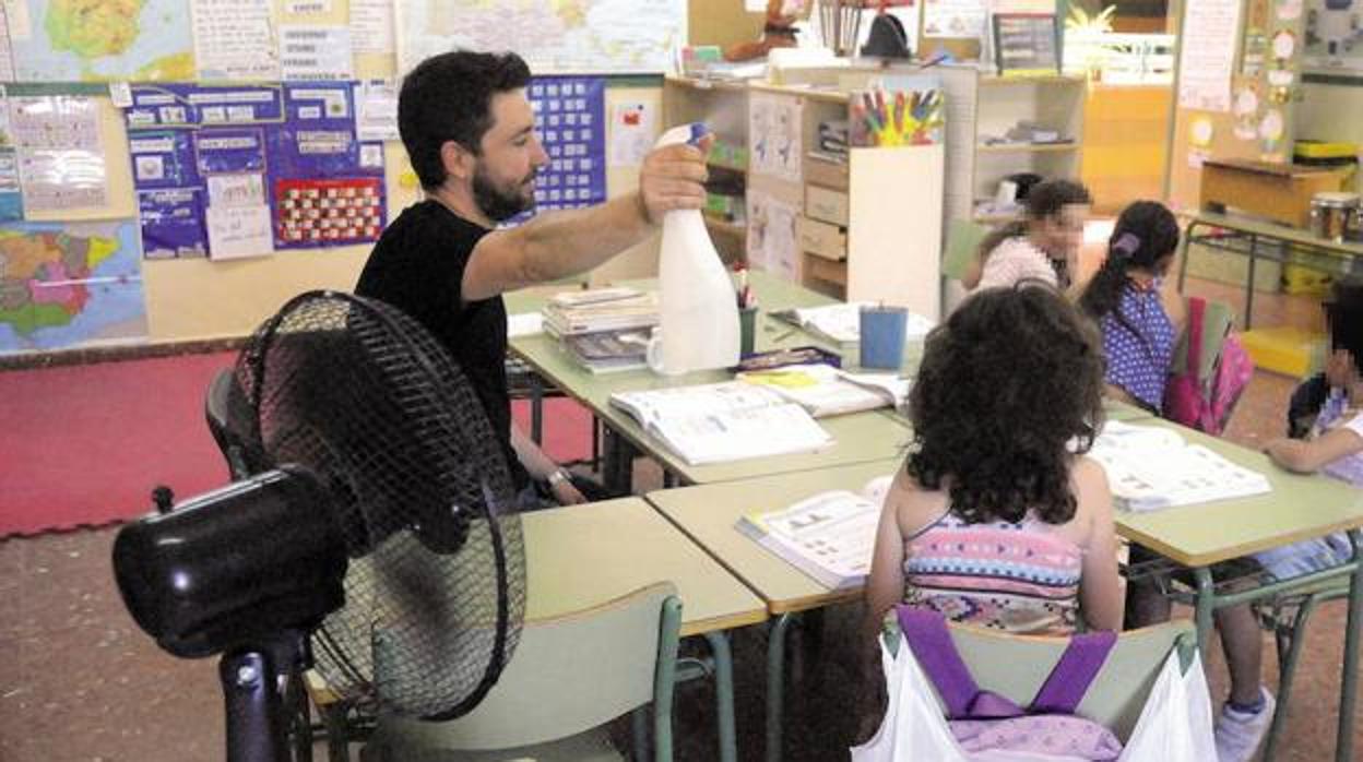 IU detecta nueve centros educativos de la provincia de Sevilla que han comenzado el curso con «deficiencias»