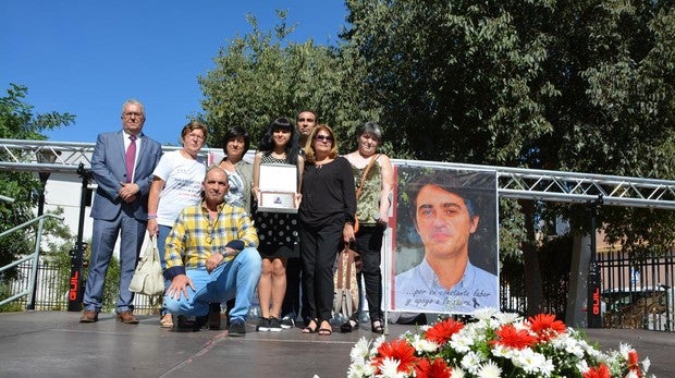 Bormujos homenajea al periodista José Luis Gordillo