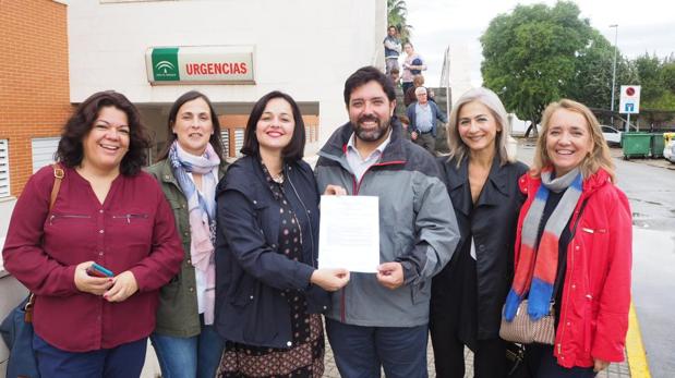 El PP denuncia nuevos casos de retrasos de más de 40 minutos para atender a pacientes en Lora del Río