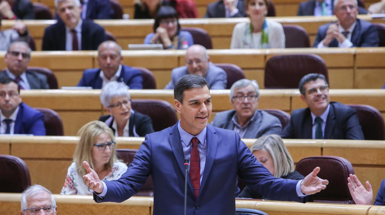 Tanto Sánchez como Iglesias se han referido hoy al alcalde de Cádiz, José María González 'Kichi'.