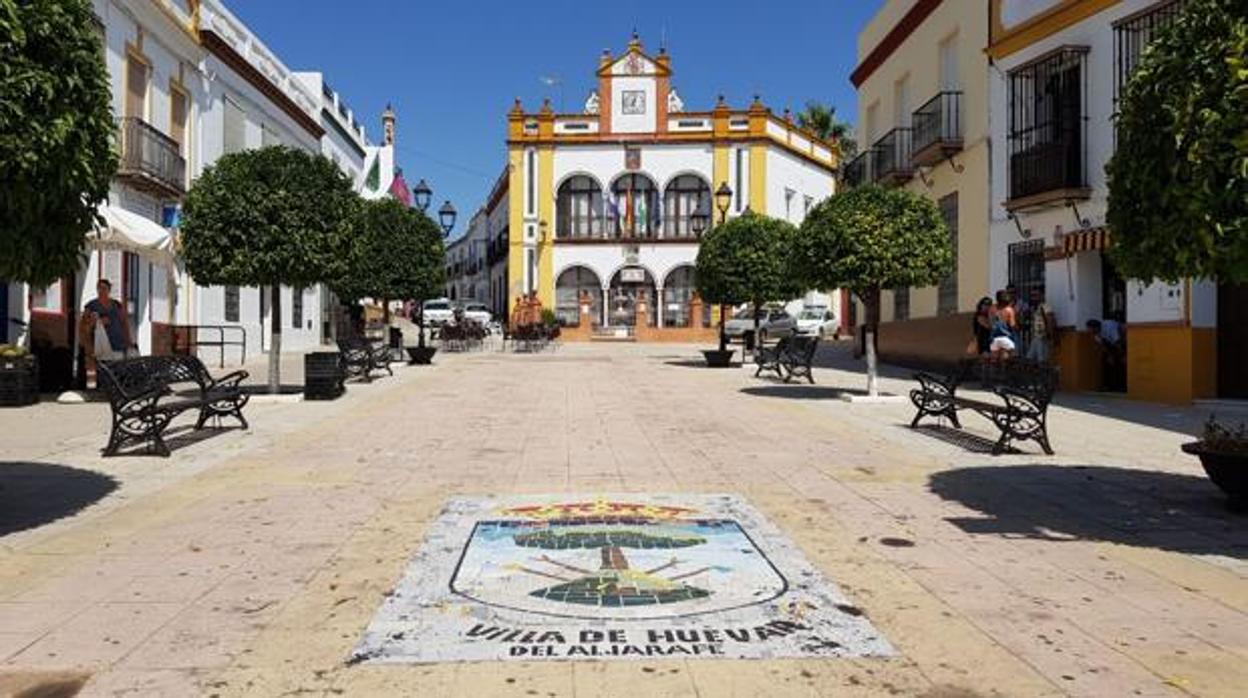 La Junta Electoral de Zona ha instado al PSOE a que suspenda los mensajes relacionadas con obras desarrolladas en Huévar