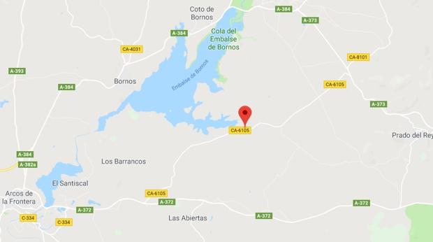 Las inundaciones obligan a cerrar la carretera CA-6105, en Arcos