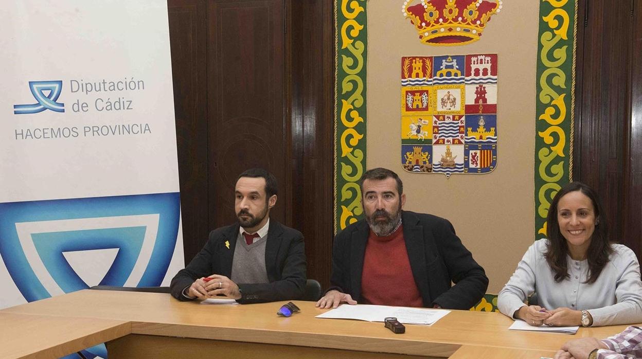 La Diputación presenta su plan para la gestión costera de la provincia de Cádiz