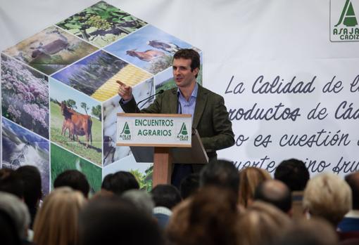 Casado, a primeros de noviembre, en un acto con agricultores de Jerez