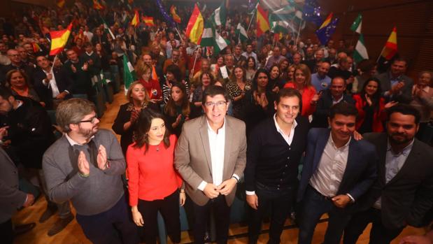 Ciudadanos anuncia que quiere gobernar la Junta con el apoyo del Partido Popular