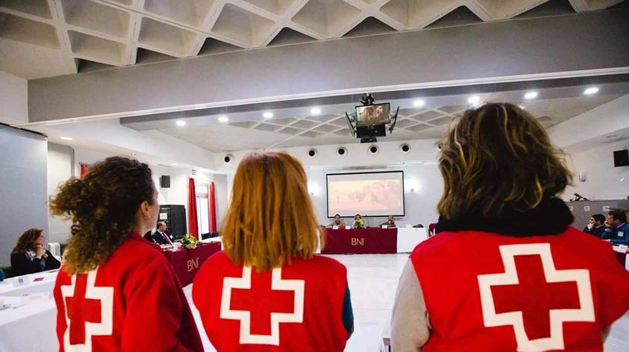 El Ayuntamiento de Cádiz cede el uso de una vivienda a Cruz Roja