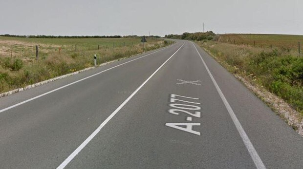 Fallece un motorista en un accidente de tráfico en la carretera que une Costa Ballena con Sanlúcar