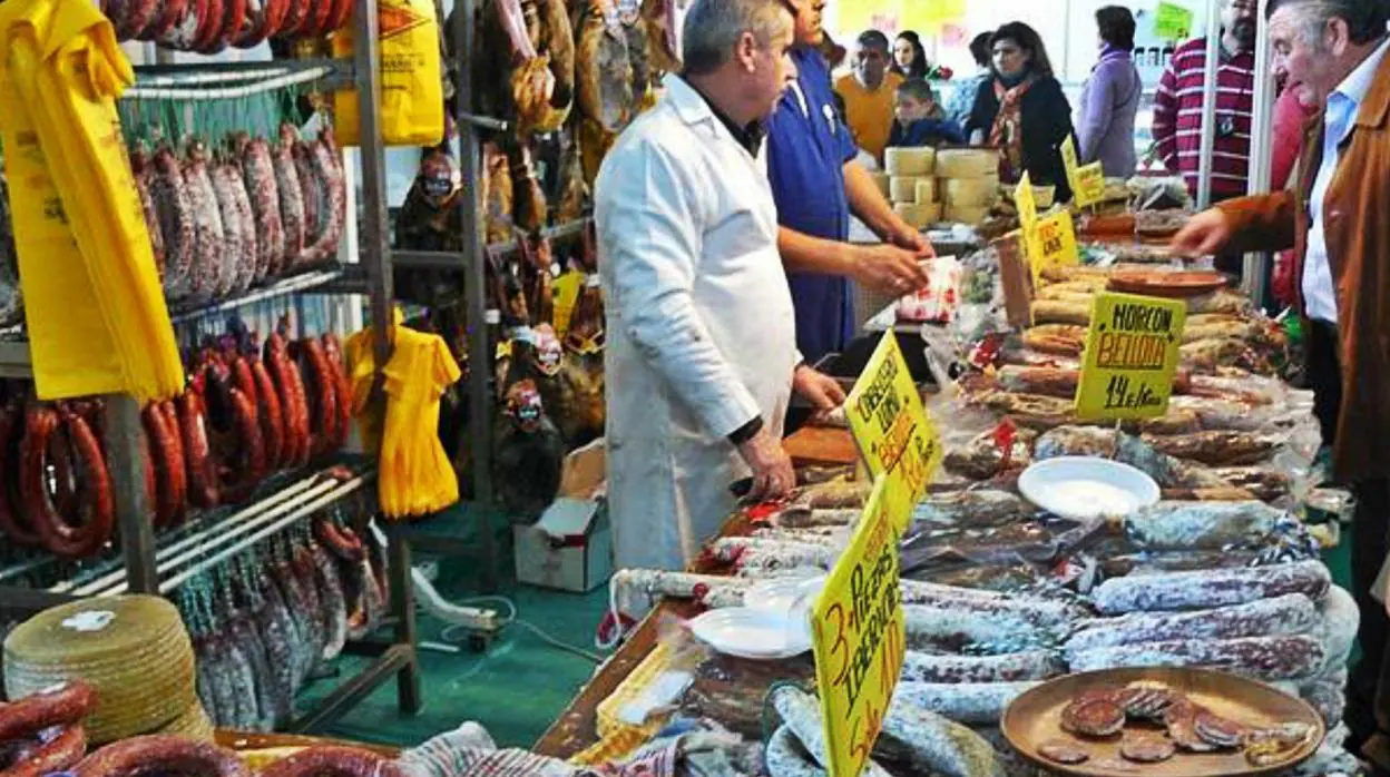 Más de 130 expositores participarán este año en la Feria de muestras de productos típicos y artesanales