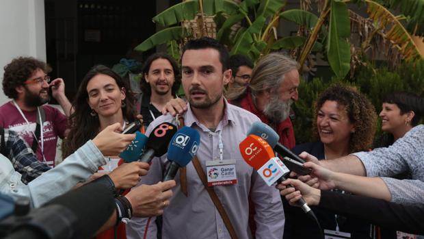 Martín Vila: «Con los chiringuitos, nos hemos limitado a cumplir y hacer cumplir la legalidad»