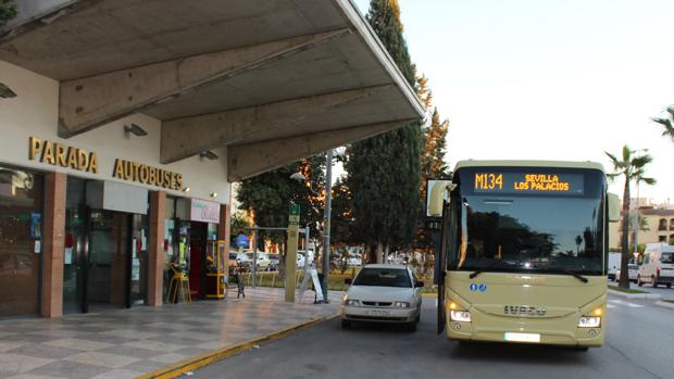 Atentan por tercera vez en dos meses contra los autobuses Damas que prestan servicio en Los Palacios