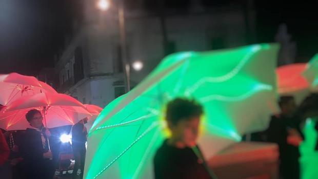 La polémica de los paraguas de 7.000 euros