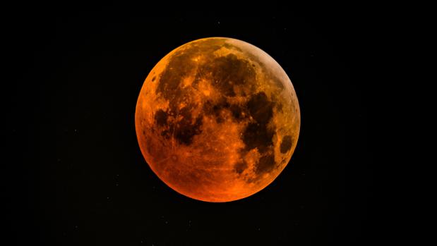 Así se vio la superluna de sangre con eclipse desde Cádiz