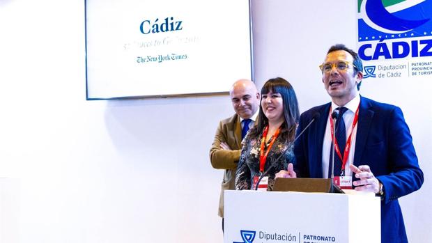 Kichi destaca las cualidades de Cádiz «como uno de los mejores destinos turístico del mundo»