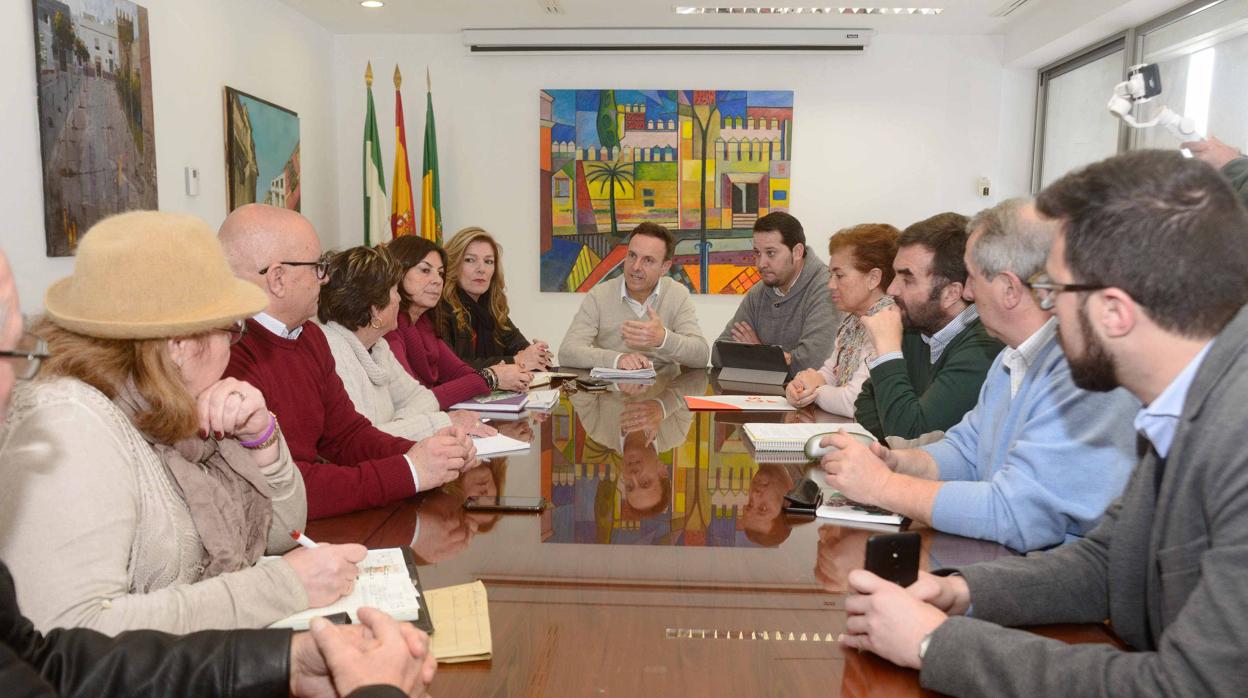 Reunión por el centro de salud,