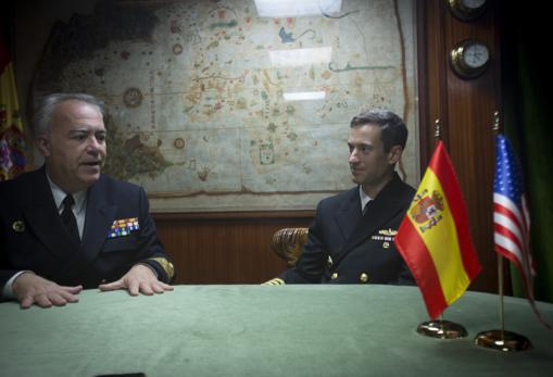 Ambos comandantes durante la entrevista.