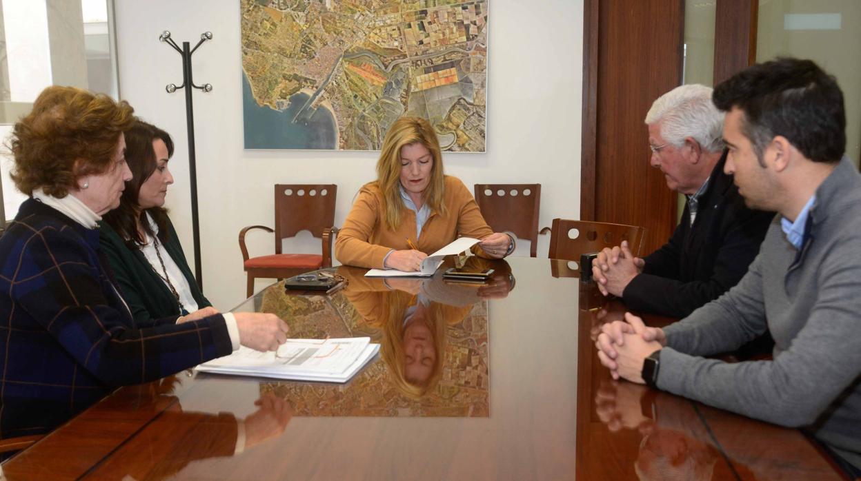 Momento de la firma del contrato.