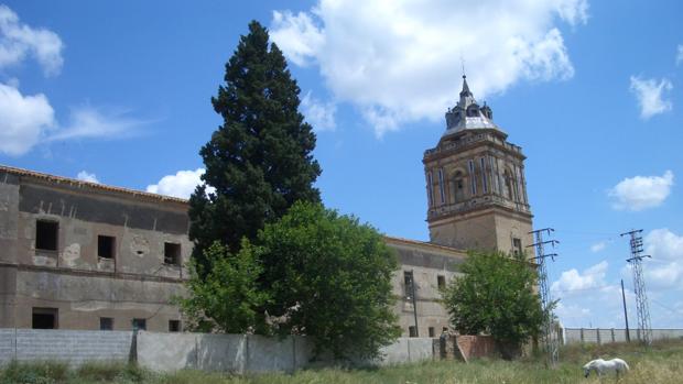 La Junta urge reunirse con la Casa Álvarez de Toledo para combatir el deterioro de San Isidoro del Campo