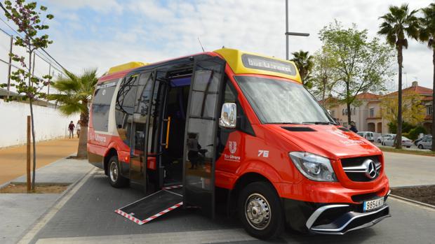 El nuevo autobús de Utrera alcanza los 10.000 viajeros en su primera semana de funcionamiento