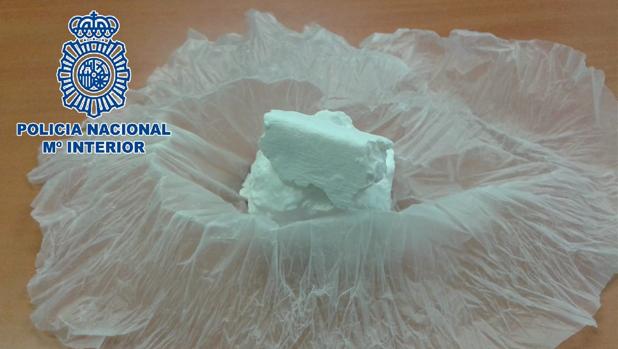 Dos detenidos en Cádiz en un vehículo con 52 gramos de cocaína en roca