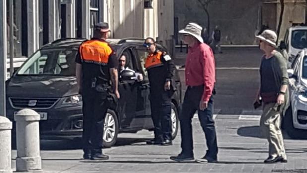 Protección Civil, obligada a regular el tráfico por la falta de policías locales en Cádiz