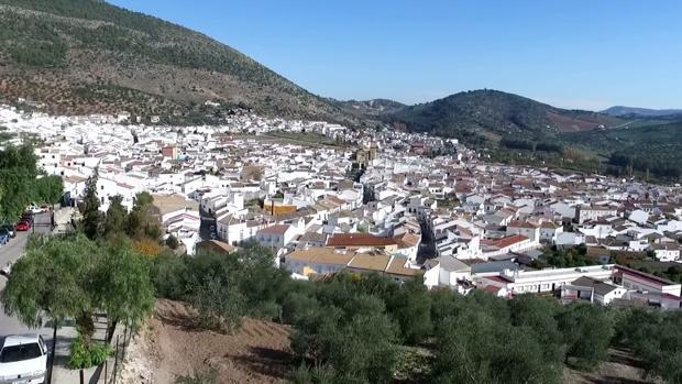 Compromiso para que el campo de futbol en Algodonales sea una realidad