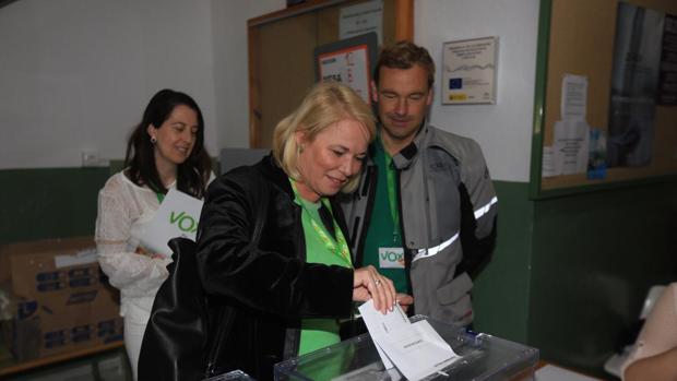 Ana Peral (Vox): «Llamo a la participación responsable porque nos jugamos mucho»