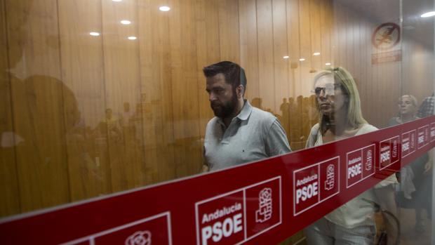 El PSOE afirma que no permitirá un gobierno de derechas en Cádiz