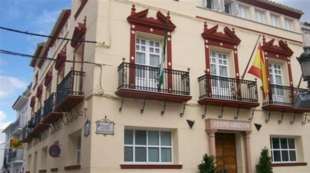 Casariche decreta tres días de luto por la muerte de los dos jóvenes en la colisión