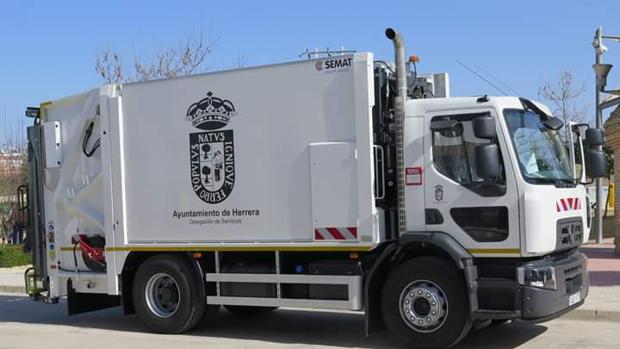 El alcalde popular de Herrera cedió gratis el camión de la basura a Marinaleda antes de las elecciones