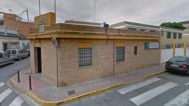 Tres de los cuatro compañeros de aula de la niña autista dejan el colegio de Dos Hermanas