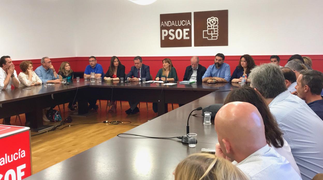 Reunión de la Ejecutiva del PSOE de Sevilla, donde se dio cuenta de los nuevos miembros de la Diputación