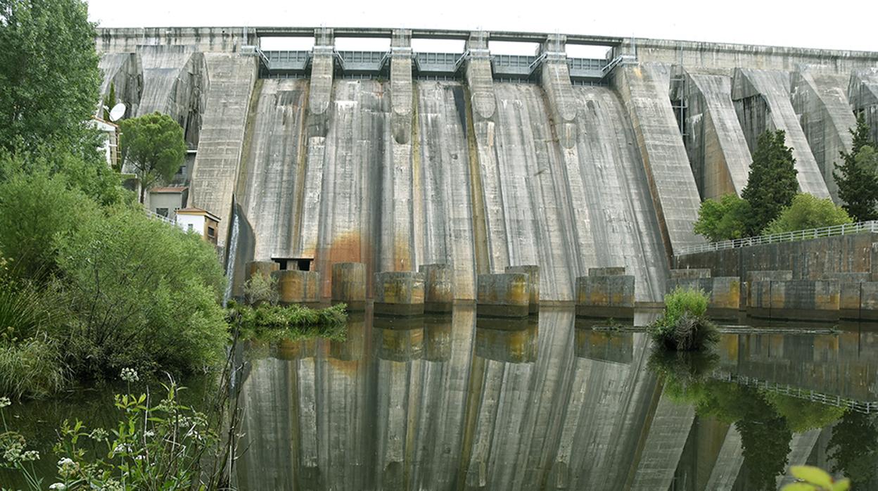 Imágenes del pantano de Aracena que se encuentra al 60% de su capacidad