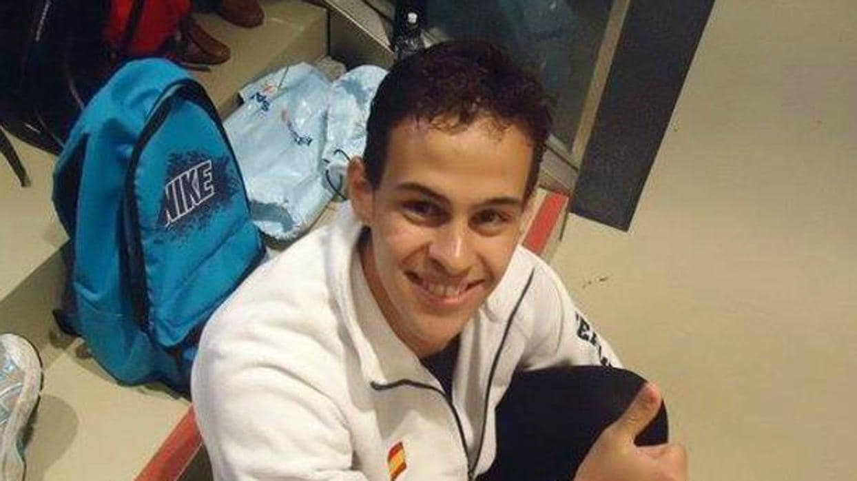 El joven lebrijano Adrián Vázquez, que fue atropellado el verano de 2015 en Conil por un conductor de su misma edad que se dio a la fuga.