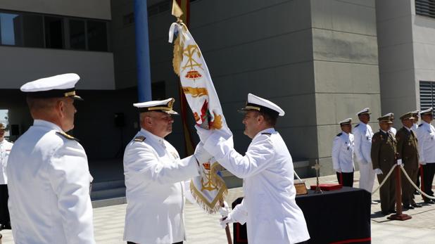 Relevo al frente de la Fuerza de Infantería de Marina