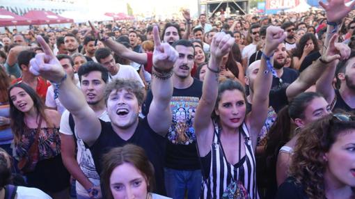 Público entregado en el primer día de conciertos del la pasada edición.