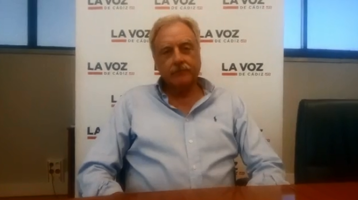 Julio Terrón durante la entrevista con La voz de Cádiz