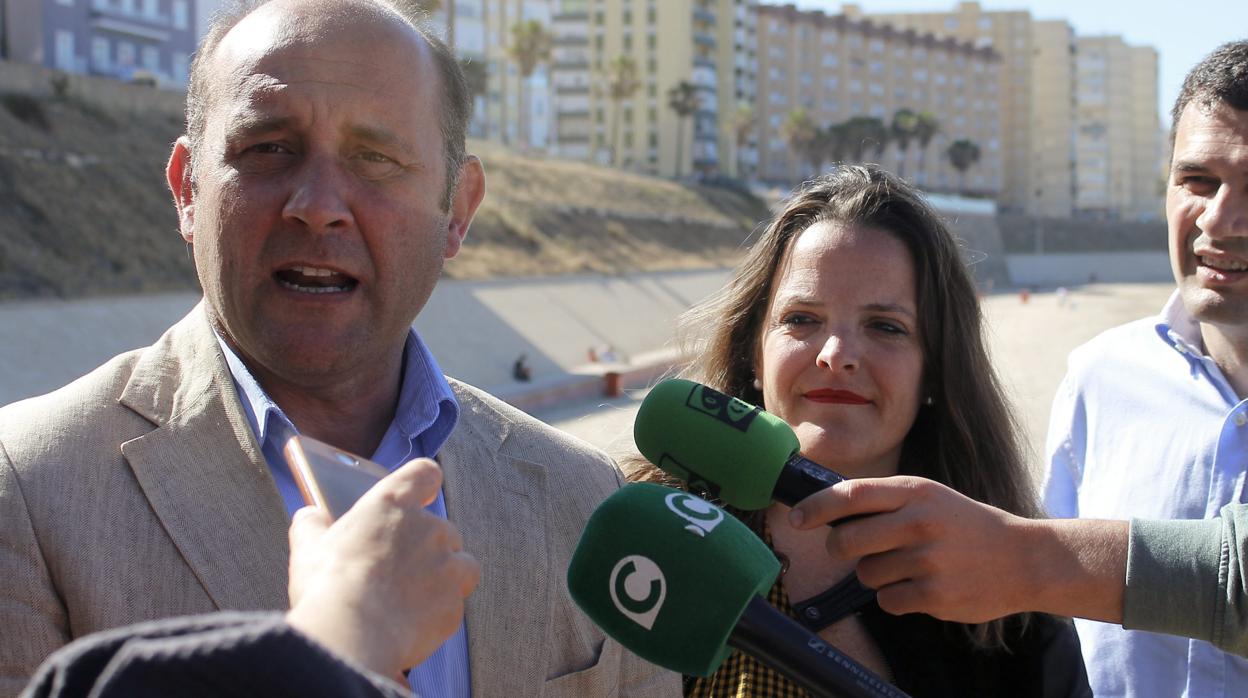 El PP lamenta «el enésimo fracaso de Podemos en la gestión de la limpieza» en Cádiz