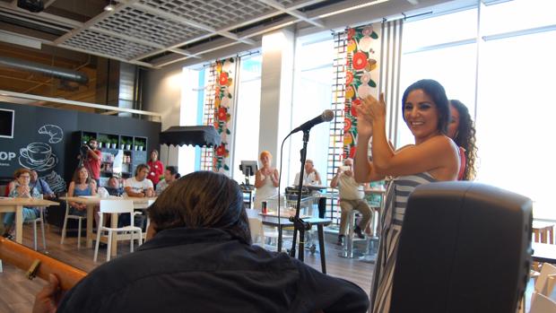 Ikea se monta un espectáculo flamenco en Jerez